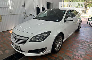 Седан Opel Insignia 2015 в Киеве