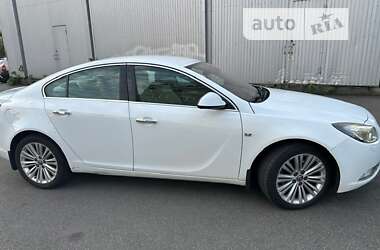 Седан Opel Insignia 2012 в Киеве