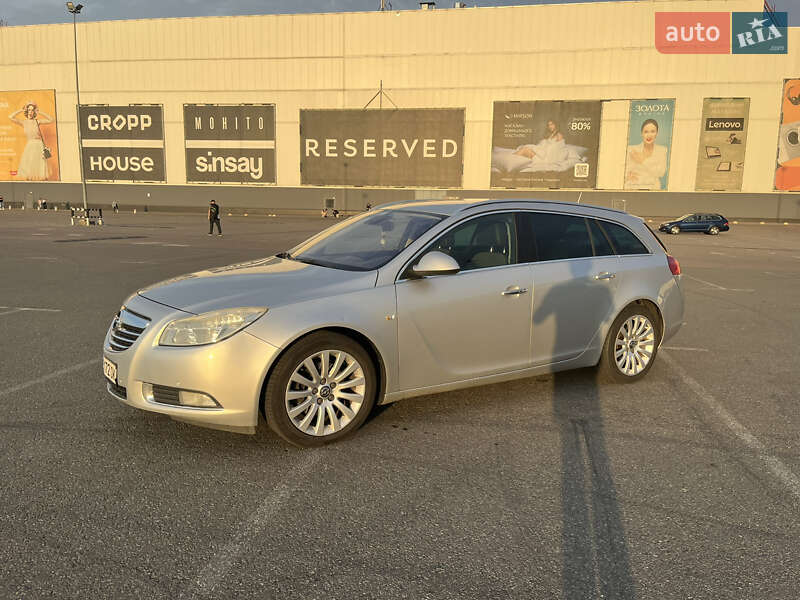 Універсал Opel Insignia 2010 в Києві