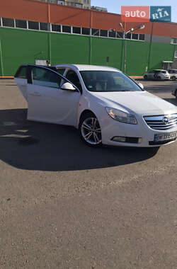 Универсал Opel Insignia 2011 в Ровно