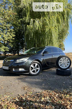 Універсал Opel Insignia 2013 в Монастирищеві