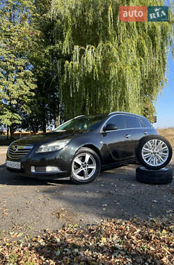 Универсал Opel Insignia 2013 в Монастырище