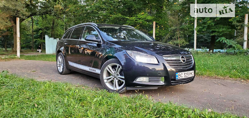 Універсал Opel Insignia 2011 в Львові