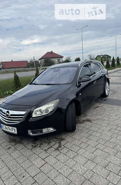 Универсал Opel Insignia 2010 в Львове