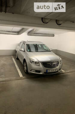 Универсал Opel Insignia 2010 в Киеве