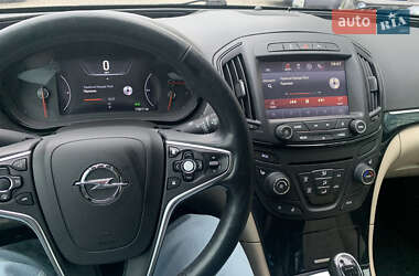 Седан Opel Insignia 2015 в 