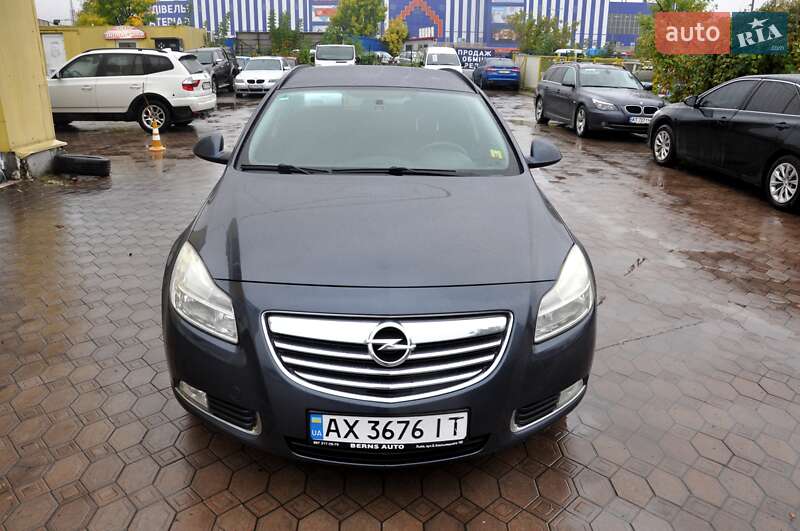 Универсал Opel Insignia 2009 в Львове