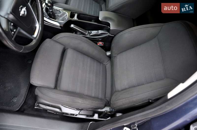 Универсал Opel Insignia 2009 в Львове