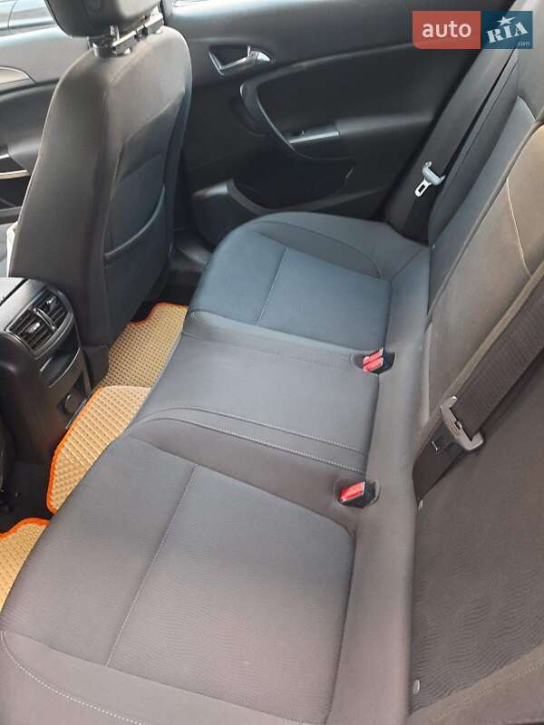 Универсал Opel Insignia 2012 в Одессе