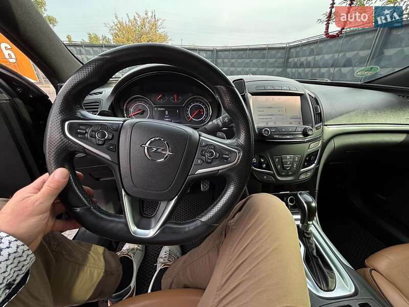 Седан Opel Insignia 2016 в Кременчуці
