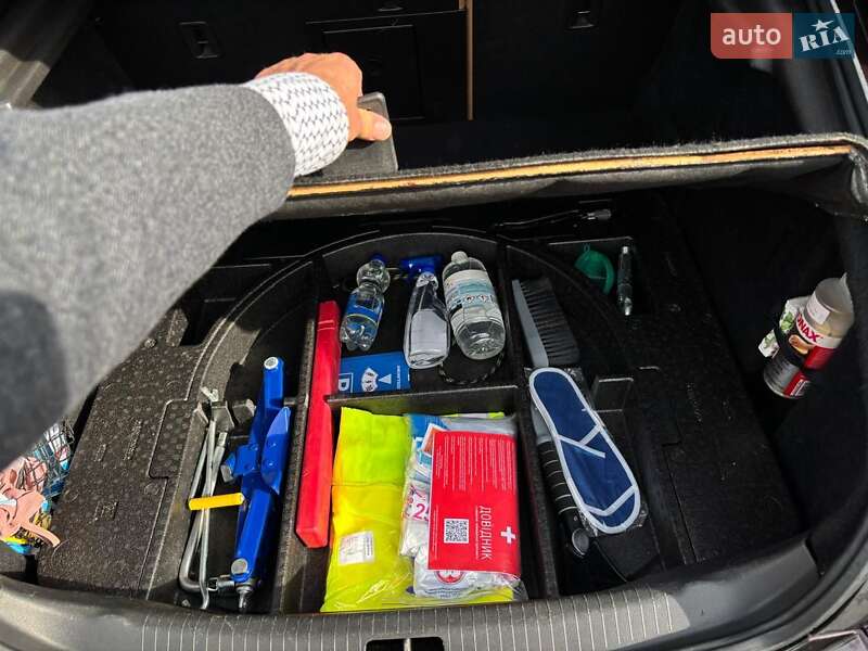 Седан Opel Insignia 2016 в Кременчуці