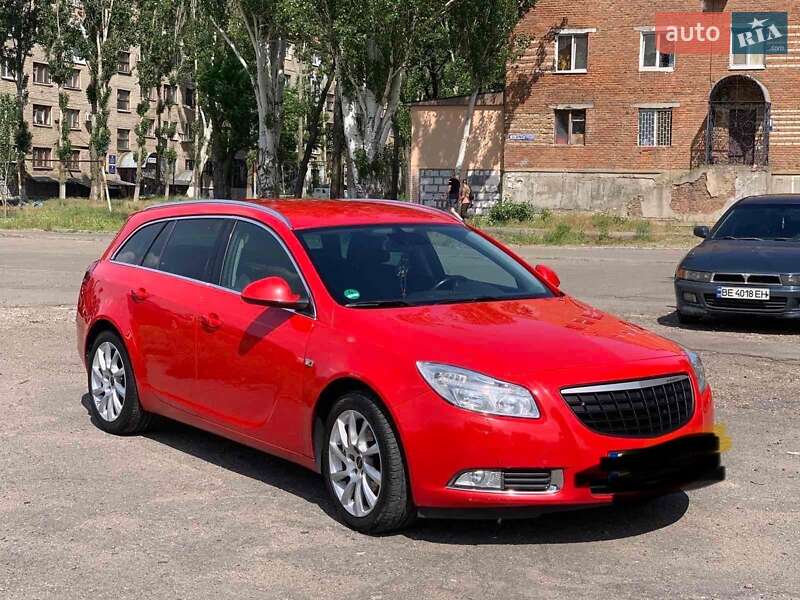 Універсал Opel Insignia 2011 в Миколаєві