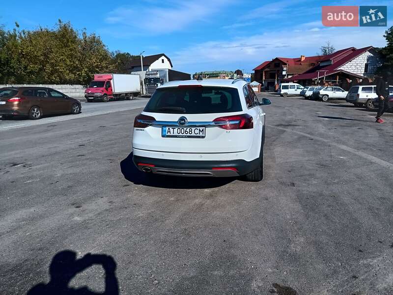 Універсал Opel Insignia 2015 в Івано-Франківську