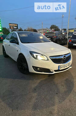 Седан Opel Insignia 2015 в Полтаве