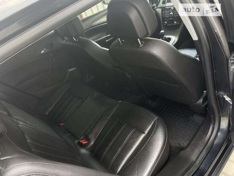 Универсал Opel Insignia 2011 в Тернополе фото 9 Универсал Opel Insignia 2011 в Тернополе