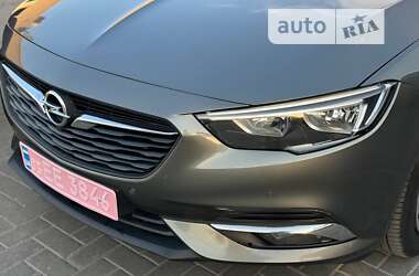 Універсал Opel Insignia 2018 в Дніпрі