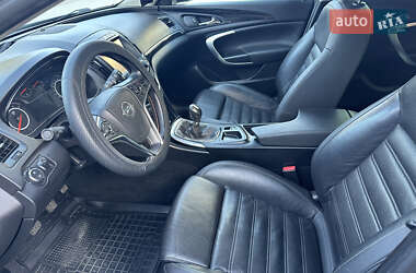 Универсал Opel Insignia 2016 в 