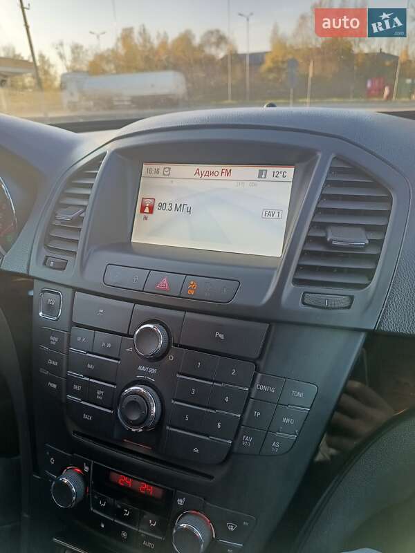 Універсал Opel Insignia 2012 в Івано-Франківську