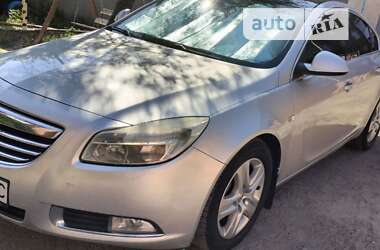 Ліфтбек Opel Insignia 2011 в Могилів-Подільському