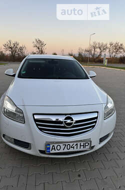 Универсал Opel Insignia 2011 в Ужгороде