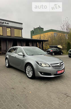 Универсал Opel Insignia 2015 в Ровно