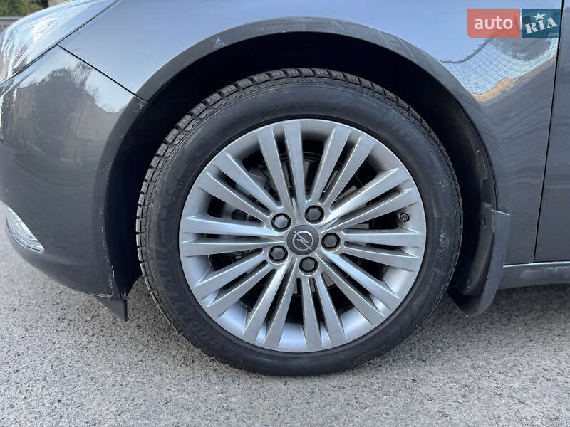 Седан Opel Insignia 2012 в Львове фото 10 Седан Opel Insignia 2012 в Львове