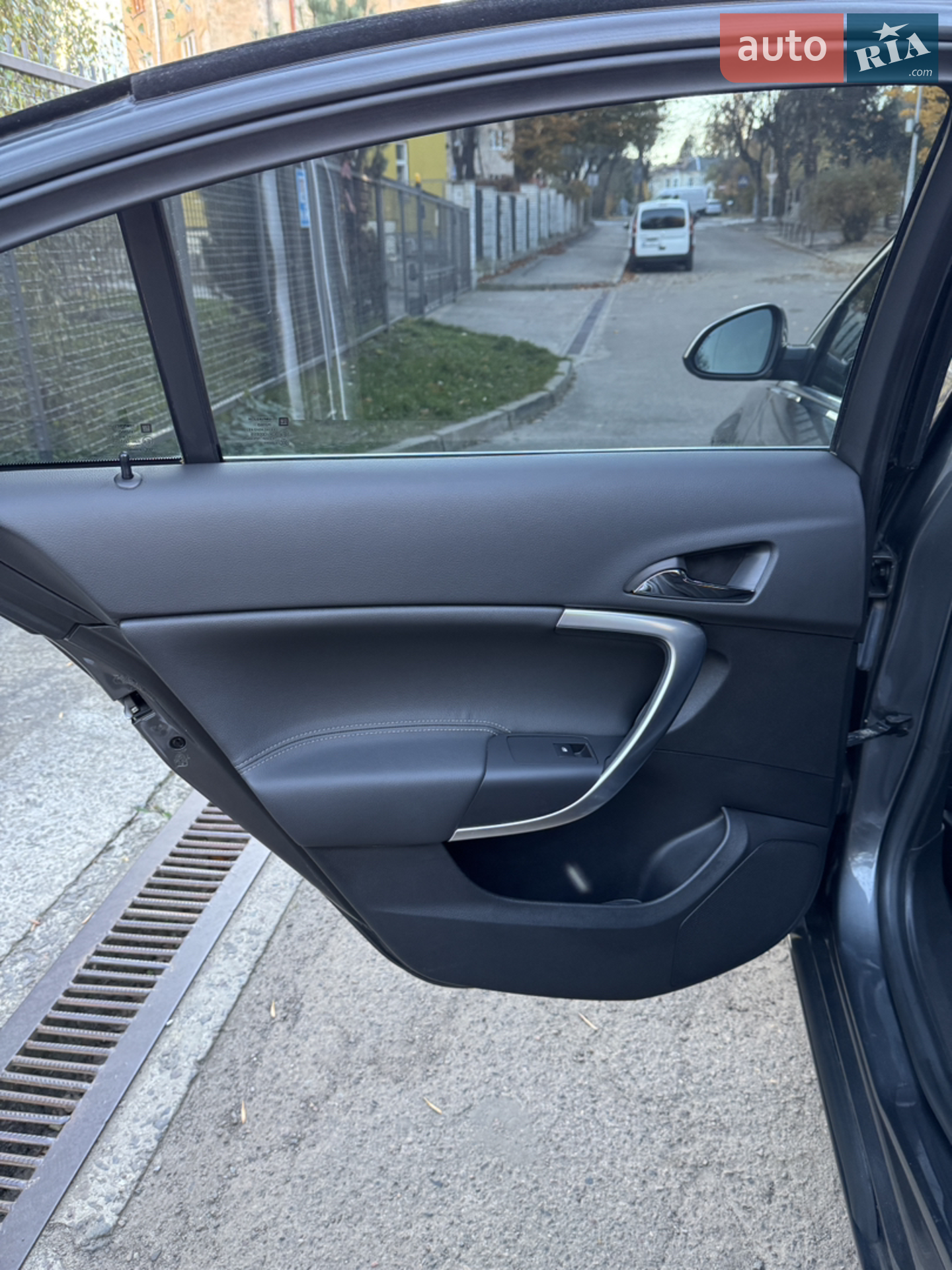 2012 Opel Insignia - мініатюра 15