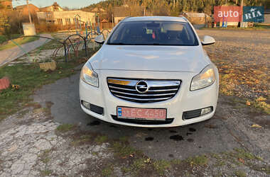 Универсал Opel Insignia 2010 в Бережанах