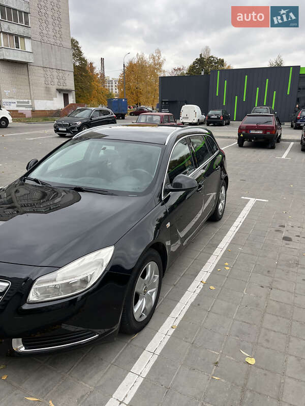 Універсал Opel Insignia 2012 в Черкасах