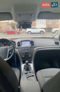 Универсал Opel Insignia 2011 в 