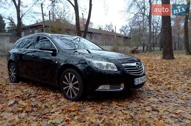 Універсал Opel Insignia 2011 в Чернігові