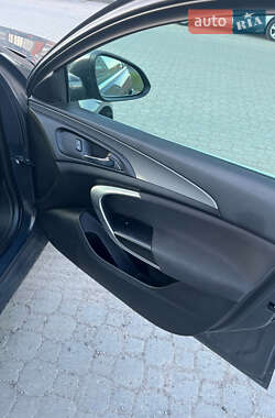 Универсал Opel Insignia 2016 в 