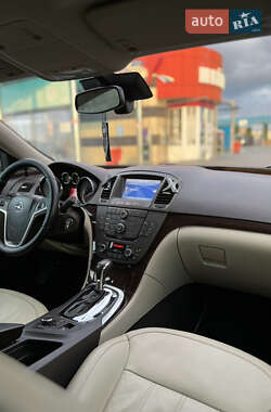 Универсал Opel Insignia 2012 в Березному