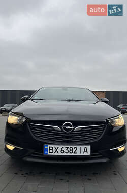 Седан Opel Insignia 2018 в Хмельницькому