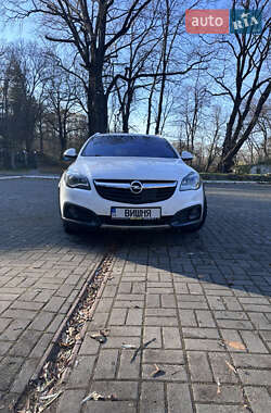 Універсал Opel Insignia 2015 в Трускавці