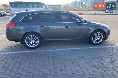 Універсал Opel Insignia 2011 в Києві