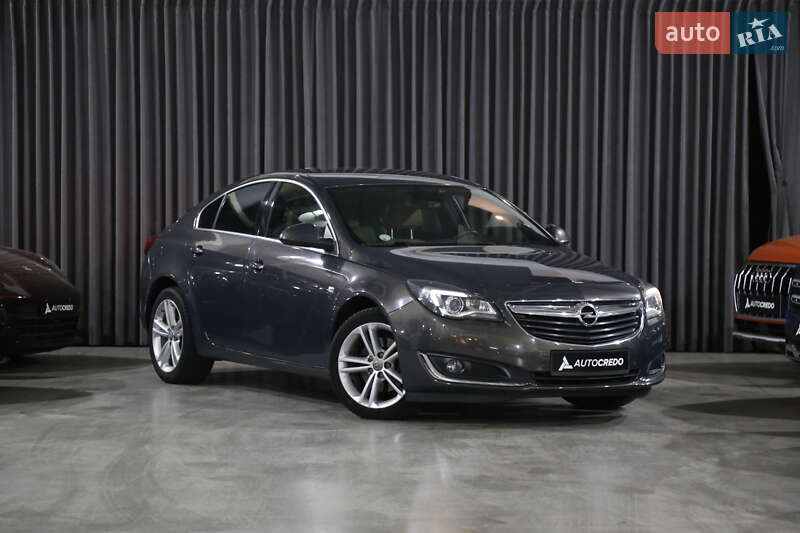 Седан Opel Insignia 2015 в Києві