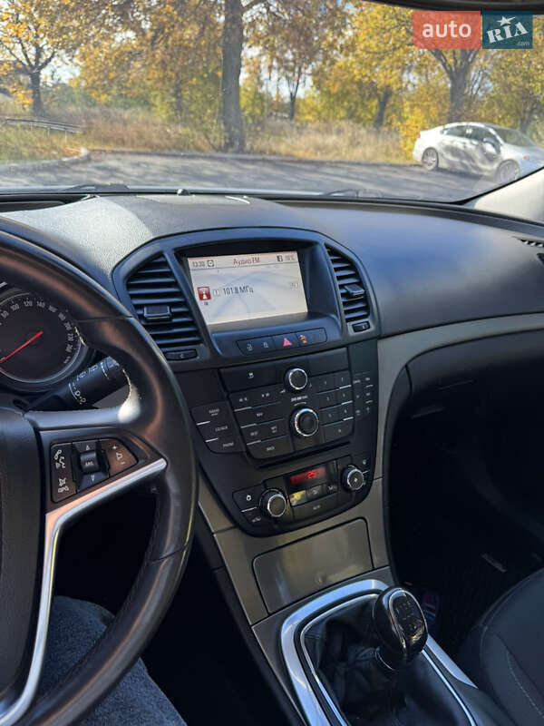 Универсал Opel Insignia 2009 в Чернигове