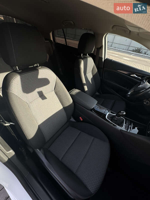 Лифтбек Opel Insignia 2022 в Луцке