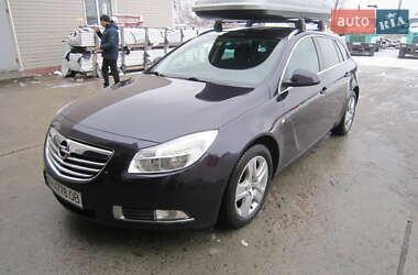 Універсал Opel Insignia 2011 в Сумах