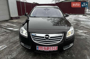 Универсал Opel Insignia 2010 в Чернигове