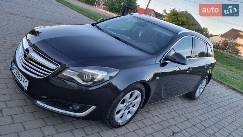 Универсал Opel Insignia 2015 в Львове