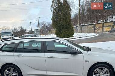 Универсал Opel Insignia 2021 в 