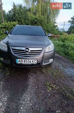 Універсал Opel Insignia 2011 в Хмільнику