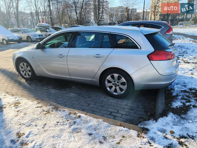 Універсал Opel Insignia 2011 в Львові