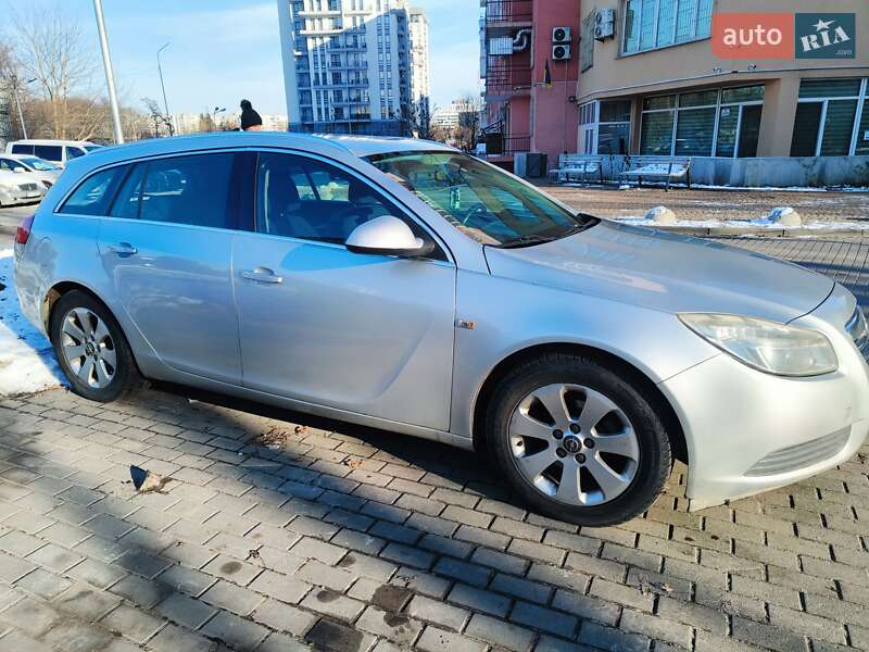 Універсал Opel Insignia 2011 в Львові