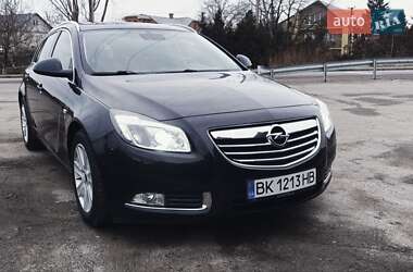 Універсал Opel Insignia 2012 в Рівному