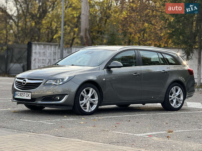 Универсал Opel Insignia 2016 в Киеве