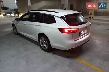 Универсал Opel Insignia 2021 в 