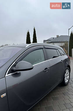 Універсал Opel Insignia 2009 в Самборі